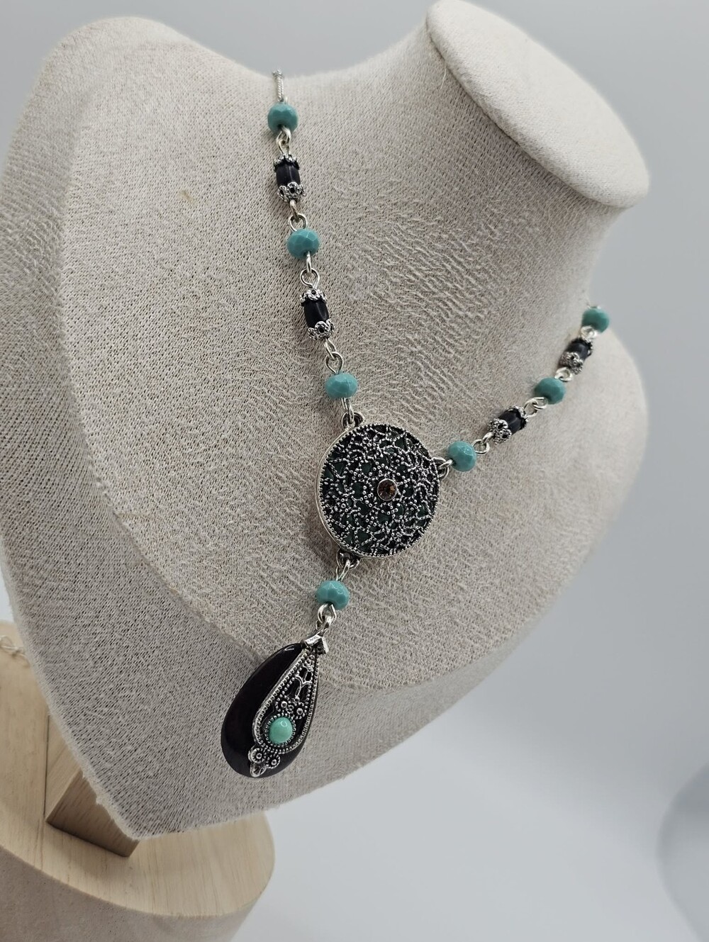 Vintage Turquoise & Black Filigree Teardrop Pendant Necklace